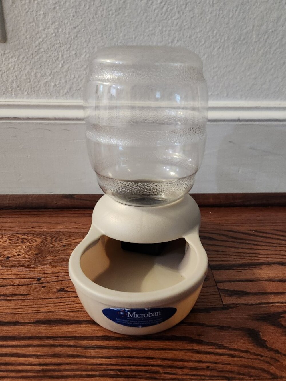 Pet Water Dispenser